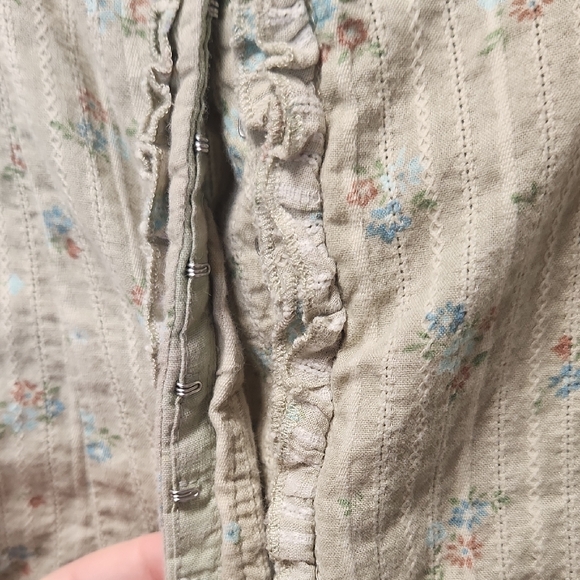 Faded Glory Tan Cream Ruched Mandarin Collar Blouse - Picture 3 of 5